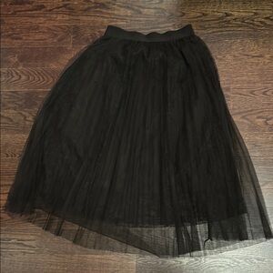 Black Pleated A-Line Midi Skirt